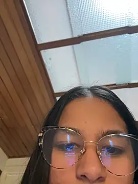 Layra_rous