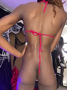 Riri_Blonde10 webcam stripchat model stream image