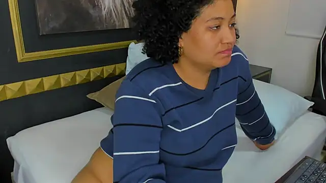 laurel_swan webcam