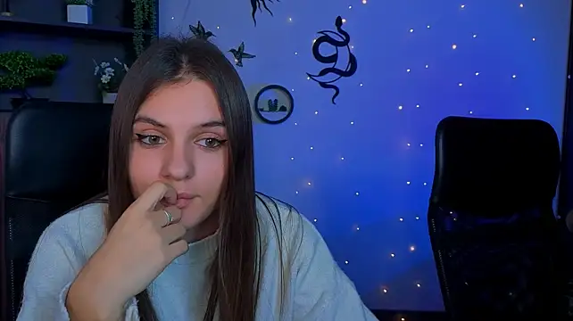 lisa_dark_