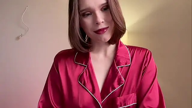 stacyluxxe webcam stripchat model stream image
