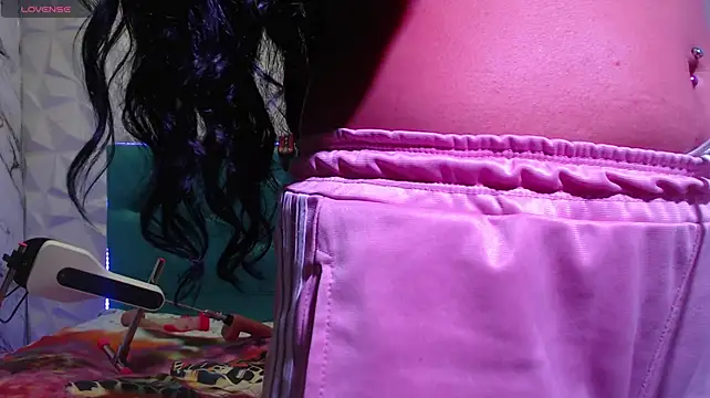 VIOLETA_HIILS webcam stripchat model stream image