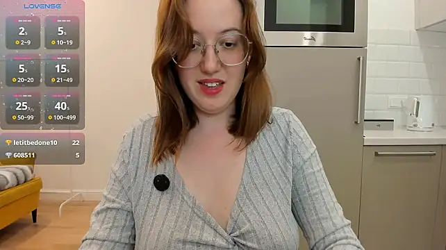 Charmy_Gracy live cam on StripChat