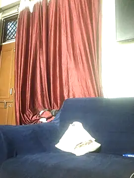 Golden_Desi webcam stripchat model stream image
