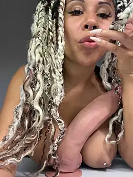 HaileyDiana