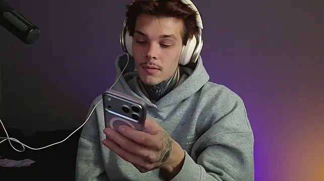 DENIS_HERE