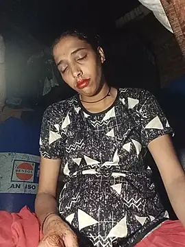 Pinki_thakur_1