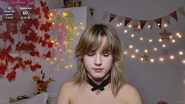 Tessa_Shy_