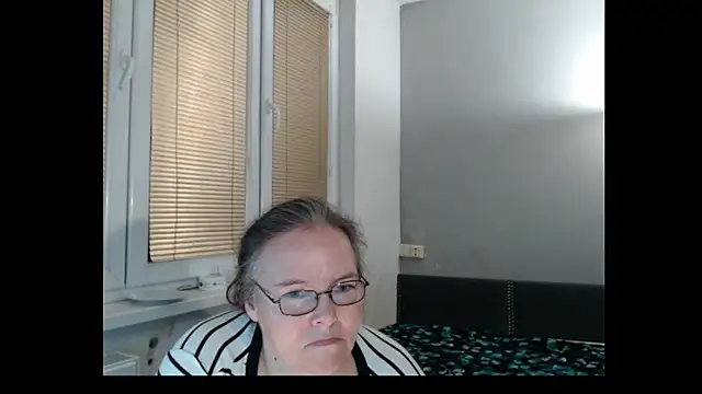 Sweetboobs live cam on StripChat