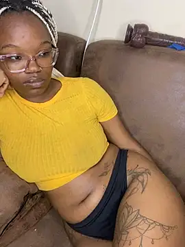 yummymelanin117 (F teen) - Ride torso front and back