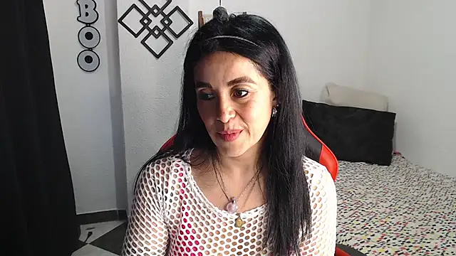 Dayeon__ live cam on StripChat