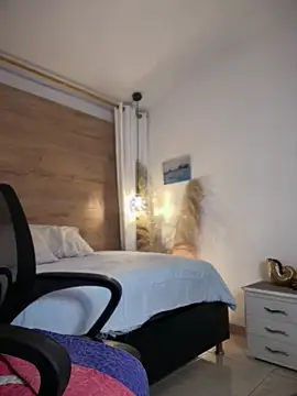 halaaa_1 live cam preview