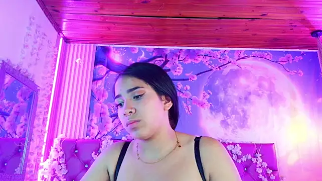 Talia_Off