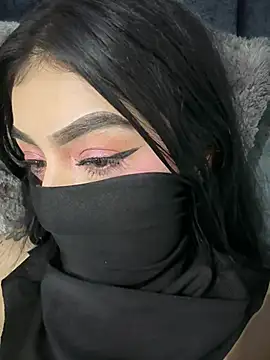 zharaaa18
