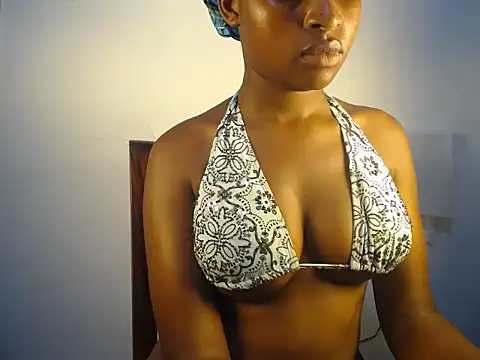 babygirl_aurora8 live cam on StripChat