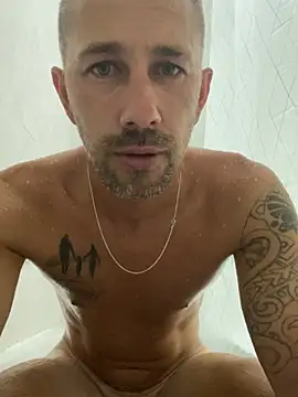 Bigcarlosc, live now