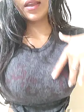 Teri_lella Live Webcam on Stripchat