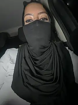 Qamar_Khalifa live sex cam