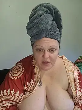 ticklesquirt webcam