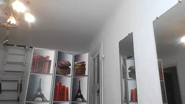 Selena_Moo