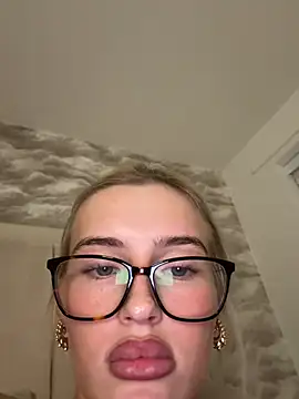 blondetart69