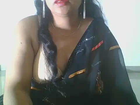 bullet_rani69 live cam on StripChat