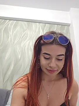 RedHeadFoxy webcam