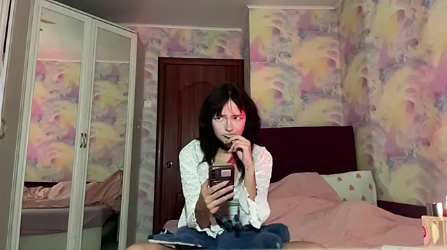 Yumiku live cam on StripChat
