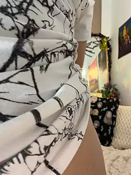 Lizzy_Mei live now