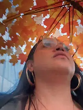 Outdoors-Mia_Khalifa