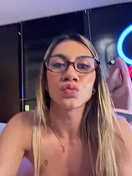Valentina_Saint