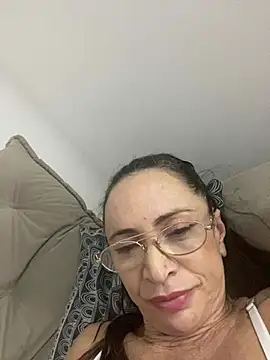 BurryEarmark live cam preview
