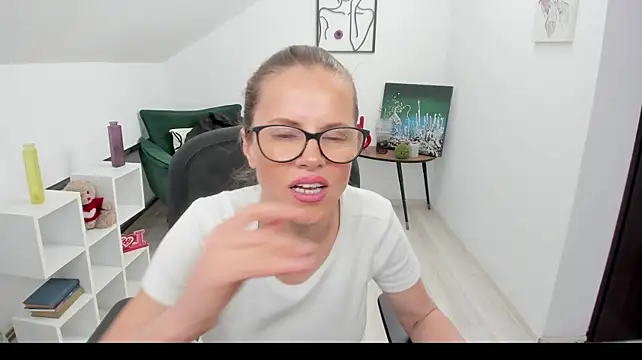 KendraDove