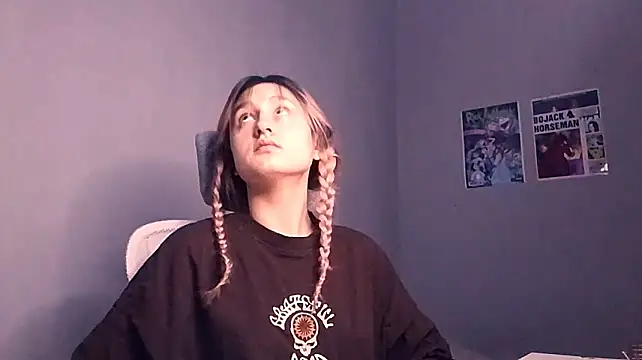 MayaGrins