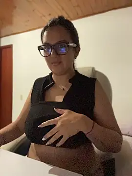 SWEETLILY18