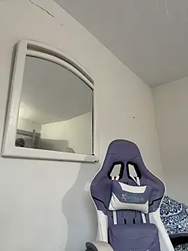 La-Gatiita-trans live sex cam