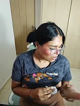 AGATTA0 live cam on StripChat
