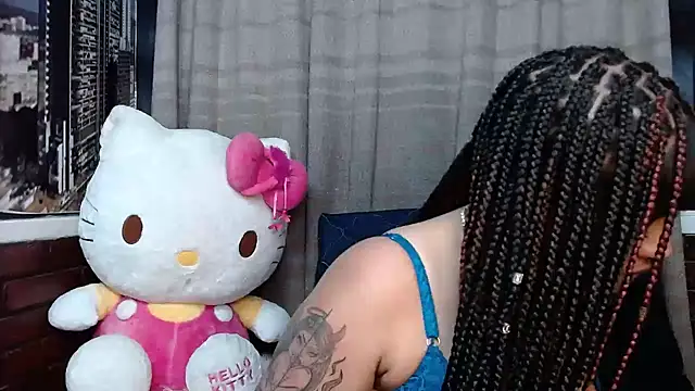 ASLY_CLOE live cam on StripChat