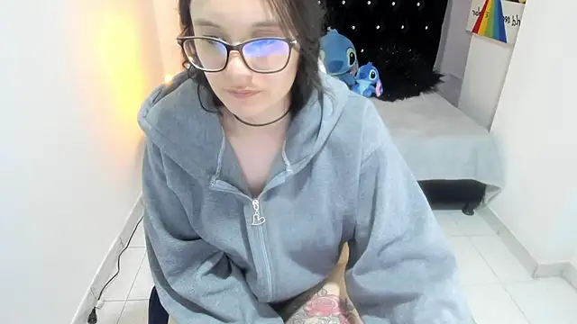 Wanda_sg live cam on StripChat