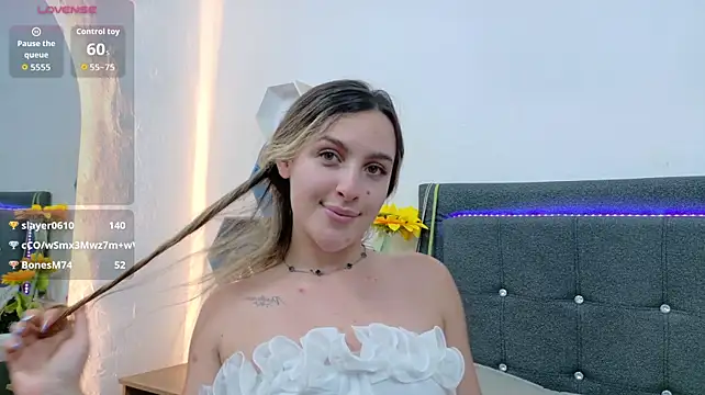 Dionekiss live cam on StripChat