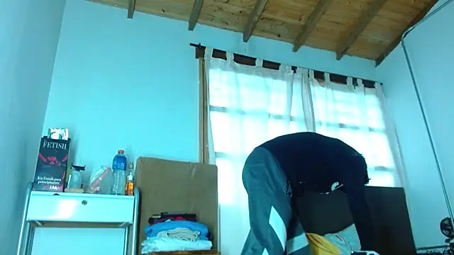 JohanyLatino