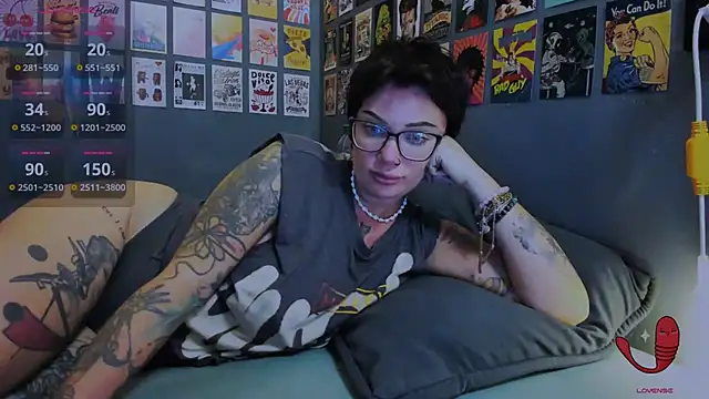 EllieOz