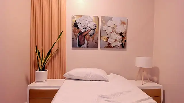 Sensual_Sophie_