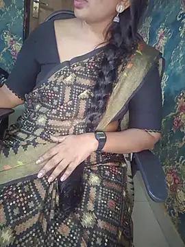 Shalini_telugu09