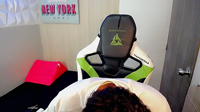 Drew_Nyb