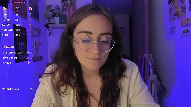 linda_giggle