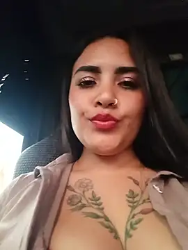 MAYE__13 live cam on StripChat