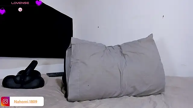 NahomiiAcosta webcam stripchat model stream image