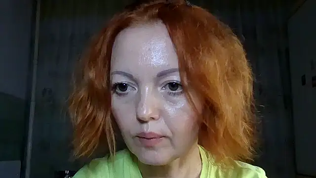 Millamiss live cam on StripChat