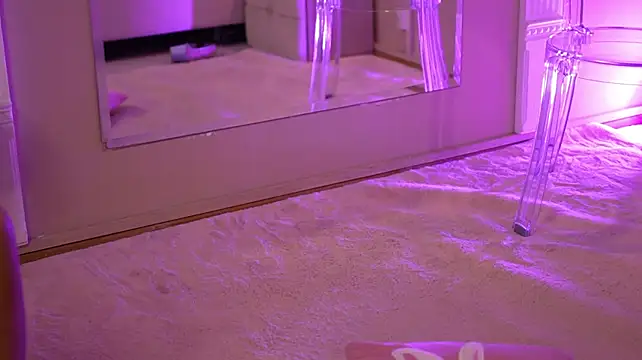 SiennaChantall live sex cam